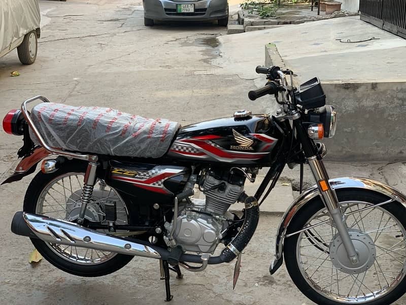 HONDA CG 125 APPLIED FOR LIKE A NEW BIKE 1