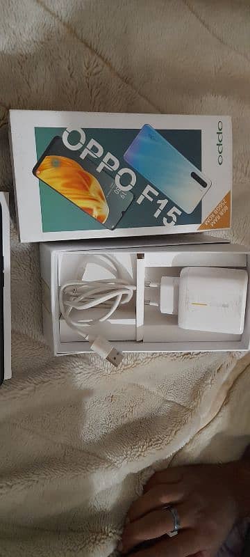 oppo f15 8/256 with box and charger 9