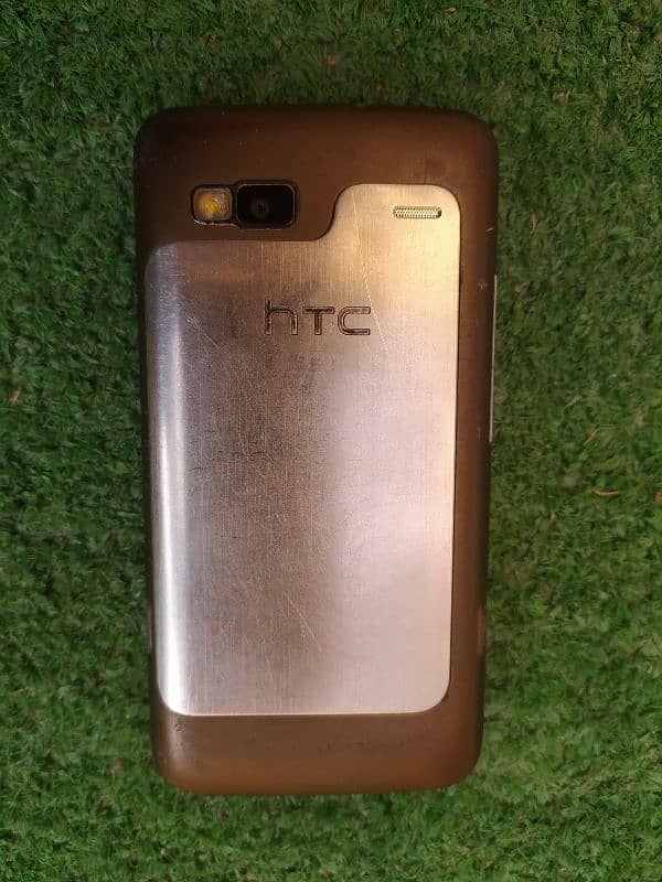 htc desire Z 2