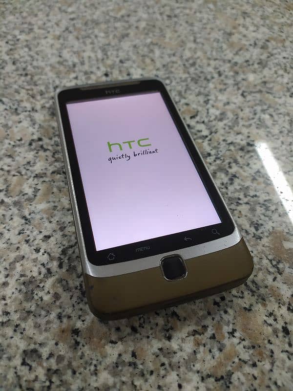 htc desire Z 6