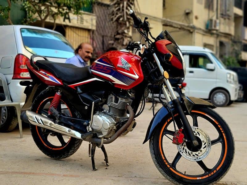 Honda CB125F 2022 1st Owner Like Brand New 0*3*3*4*2*0*7*7*8*5*3 7