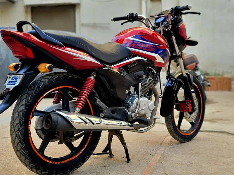 Honda CB125F 2022 1st Owner Like Brand New 0*3*3*4*2*0*7*7*8*5*3 12