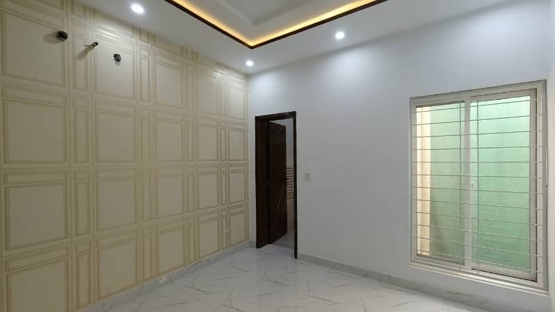 Prime Location Upper Portion For rent In Beautiful EME Society - Block E 4