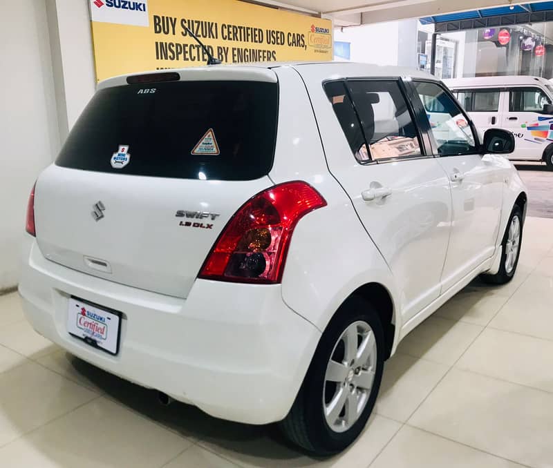 Suzuki Swift DLX 2016 4