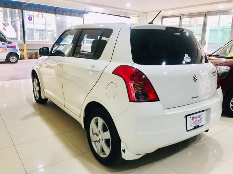 Suzuki Swift DLX 2016 5