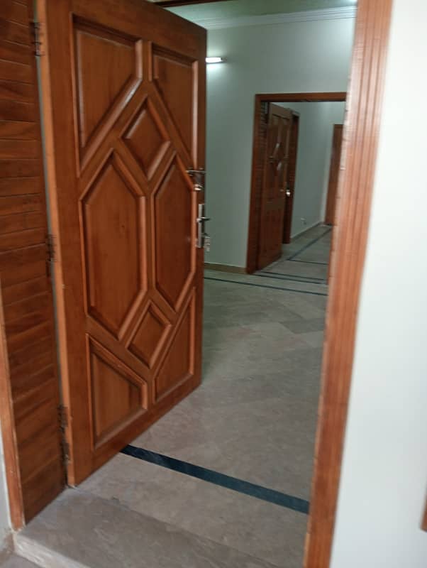 14marla 3beds DD TV lounge kitchen attached baths neat clean upper portion for rent in G 13 2 islamabad 6