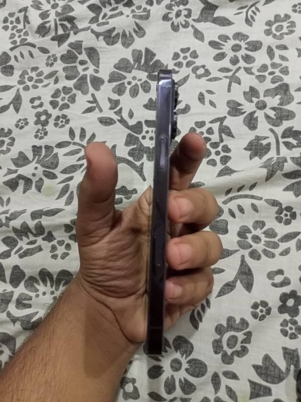 IPhone 14 Pro Max jv 128 gb 5