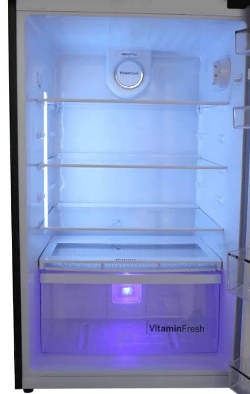 Dawlance refrigerator 3 years used 2