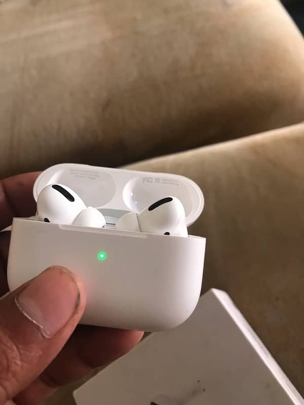 Airpods pro 3 8