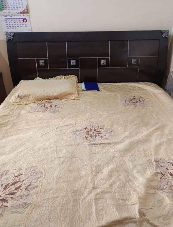 full size bed for sale with mattress or 2 side tables 0