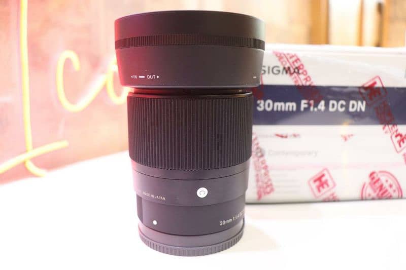 Sigma 30mm F/1.4 DC DN for Sony 1