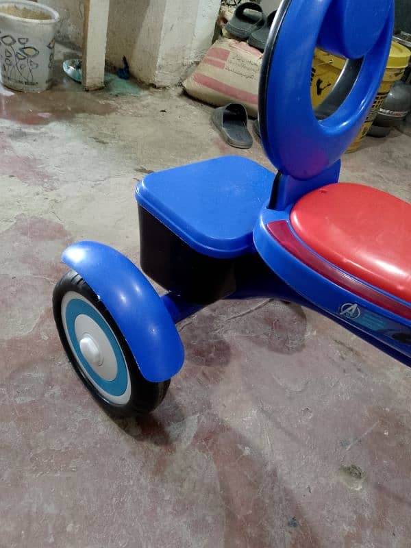 Tricycle baby. 5