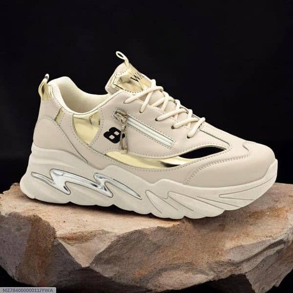 Women's Leather Casual Sneakers. 8