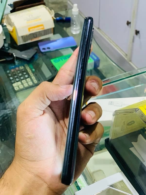 Samsung a31 for urgent sale 2