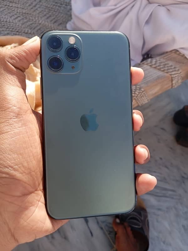 IPHONE 11 pro 256gb waterpack for sale 1