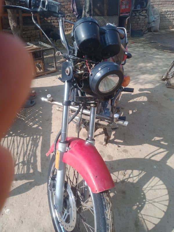 Honda deluxe 6 model for sale 3