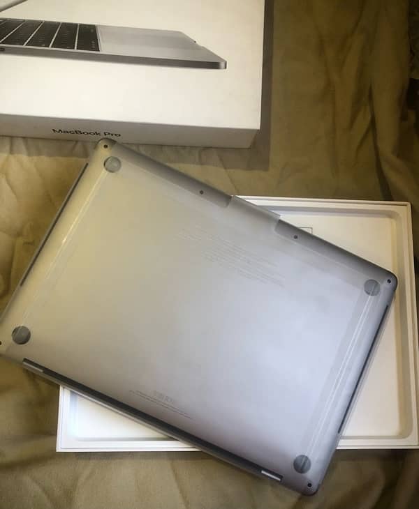 MacBook Pro 2019 2