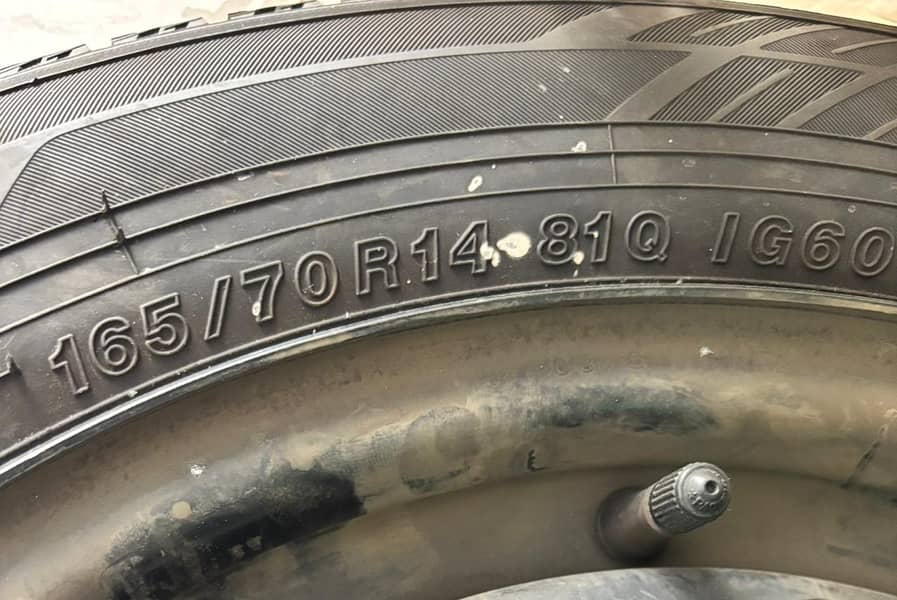 Yokohama Japan 165/70 R14 81Q Wheel And Tyre 2