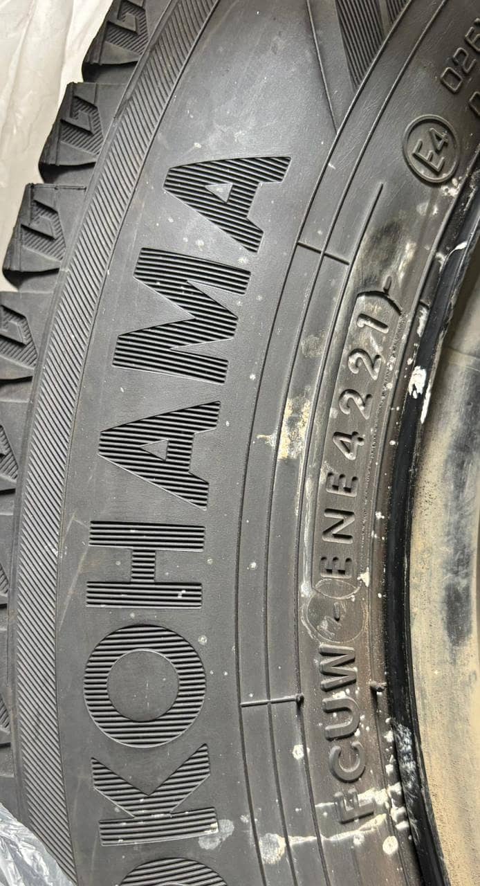 Yokohama Japan 165/70 R14 81Q Wheel And Tyre 4