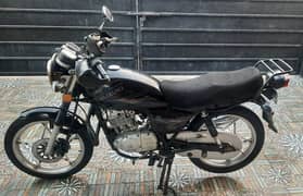 Suzuki GS 150 2021