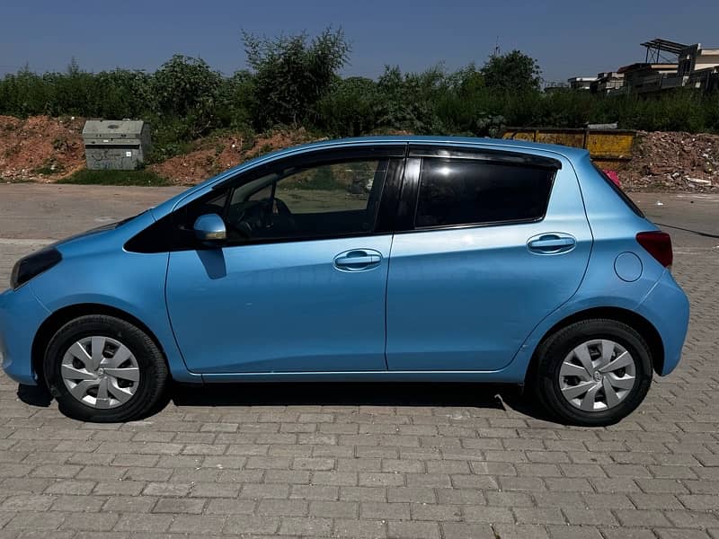 Toyota Vitz 2014 8