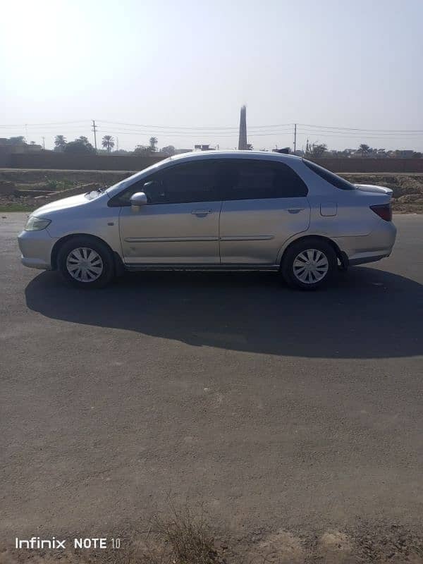 Honda City IDSI 2007 11