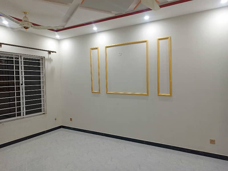 7 MARLA HOUSE/PORTION BOTH  FOR RENT IN CDA SECTOR MPCHS F-17 ISB 4