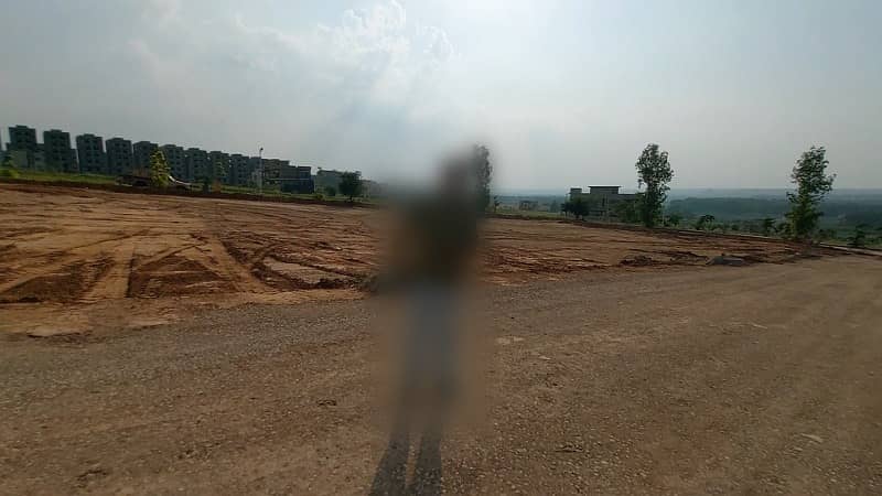 "Kanal Plot for Sale in Bahria Town Phase 8 Extension | Full Heighted View | Lowest Price" 2