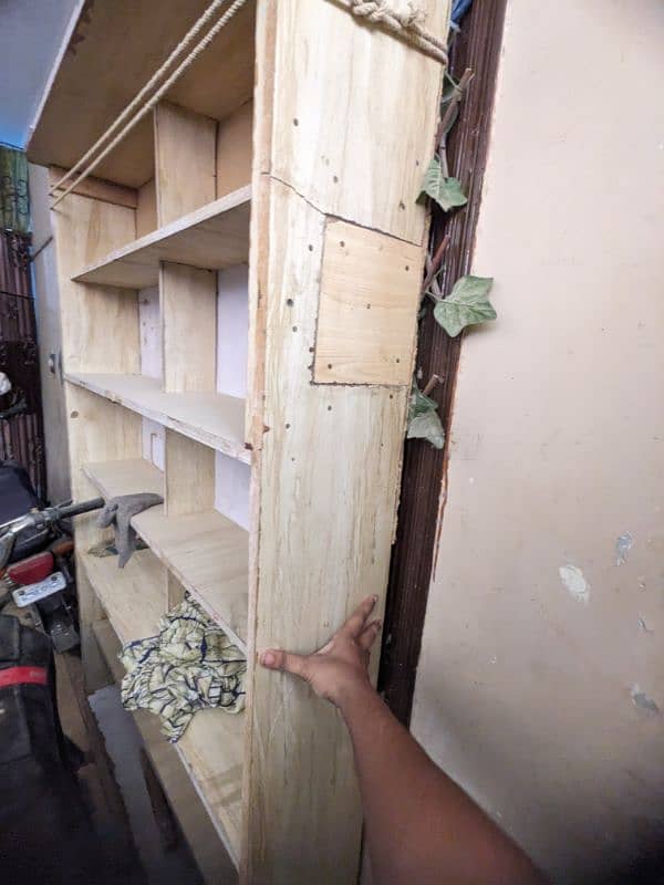 shelves for sell in good condition 8