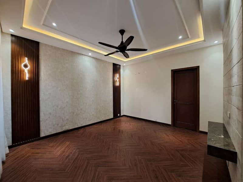 ONE KANAL Bungalow For Rent L-Block DHA Phase 5 23