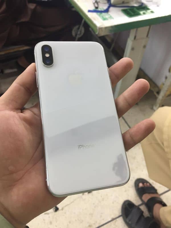 I phone x . . pta approved. . 256 gb . . 75 health. . . lush condition 0