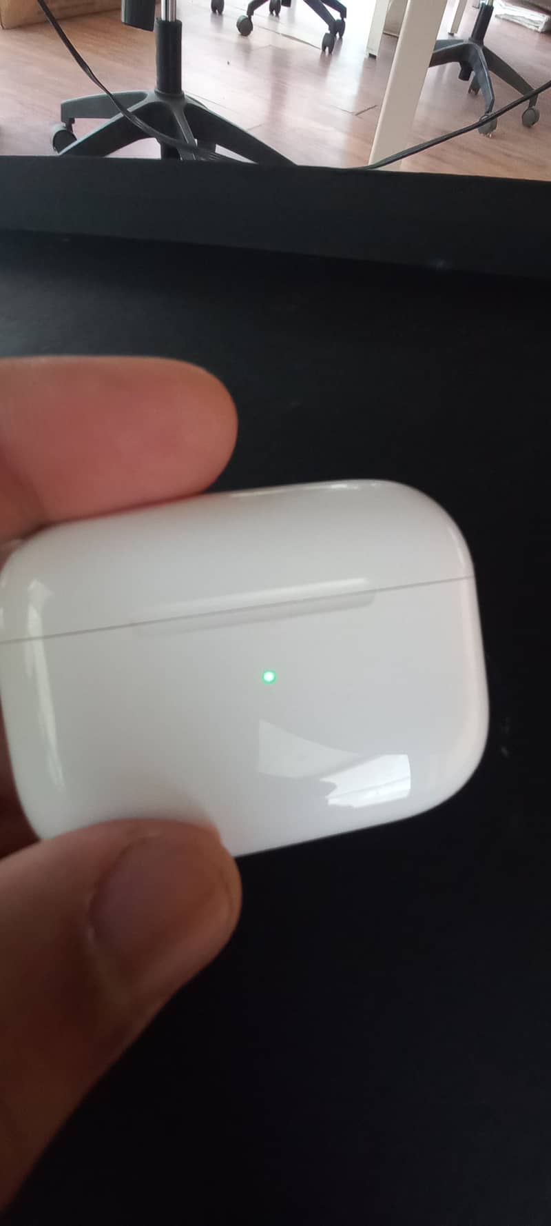 AirPods Pro in Mint Condition for Sale ORGINAL Apple 1