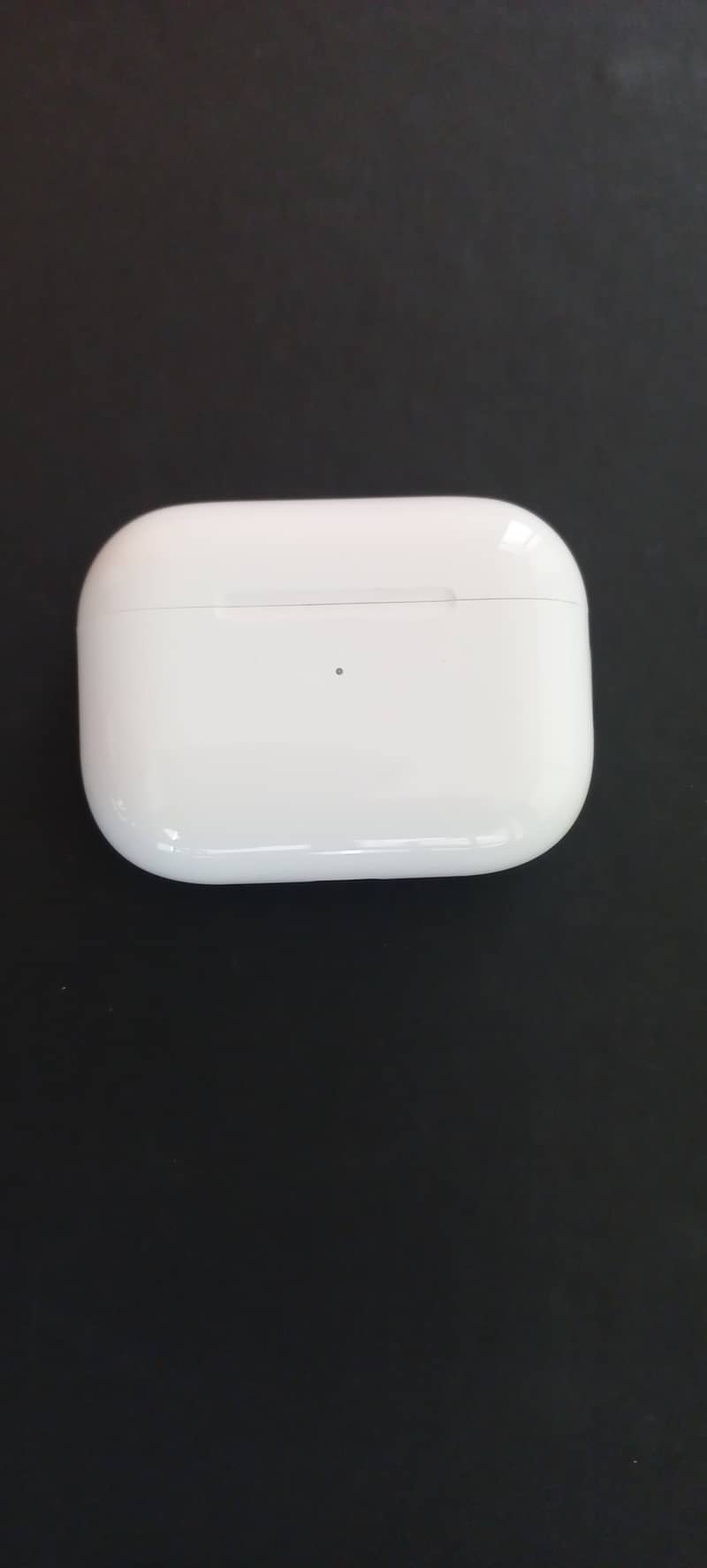 AirPods Pro in Mint Condition for Sale ORGINAL Apple 9