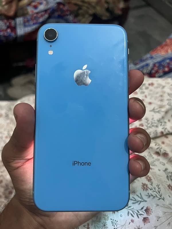 iphone XR 0