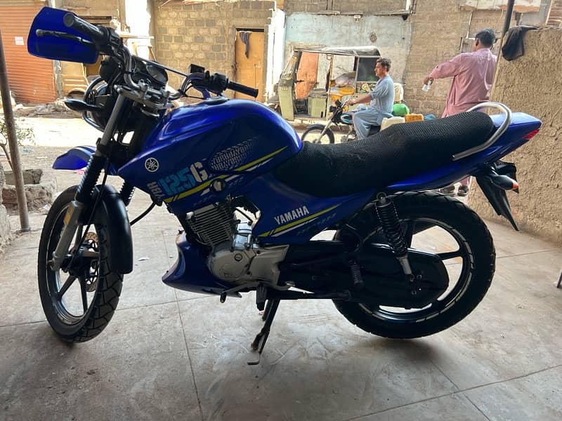 Yamaha YBRG 4