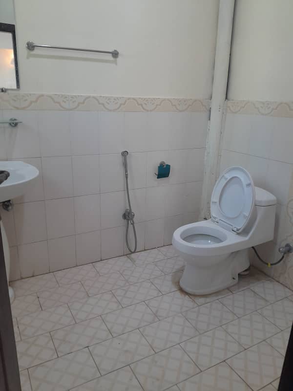 3 Bed Appartment for Rent in E-11/4 10