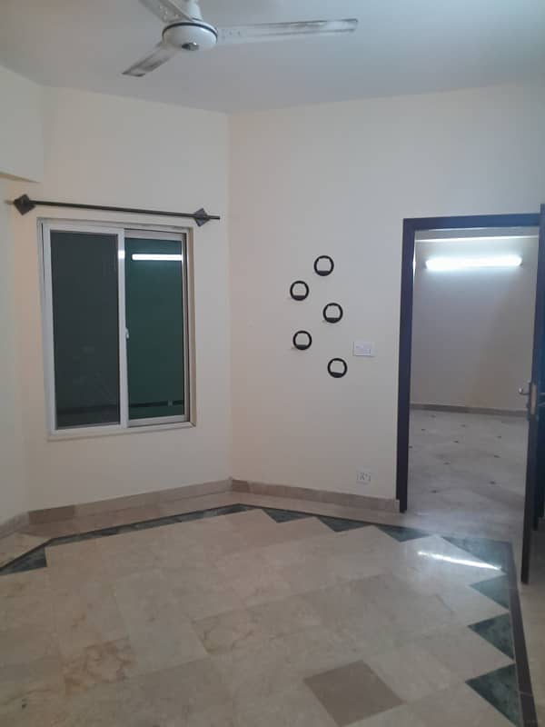 3 Bed Appartment for Rent in E-11/4 20