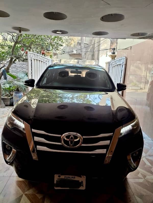 Toyota Fortuner Sigma 2018 0