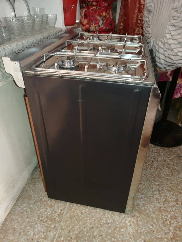 macro oven big size Mukammal Saman available Ek Shisha Tuta Hua Hai 2