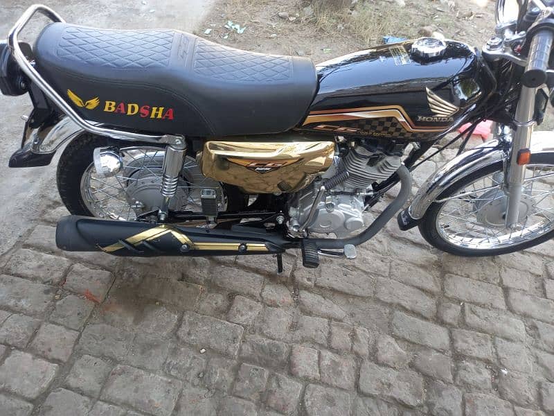 Honda 125 Special Edition 1