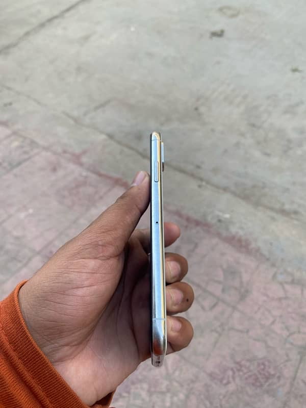 Iphone Xs 64gb PTA Approved 0