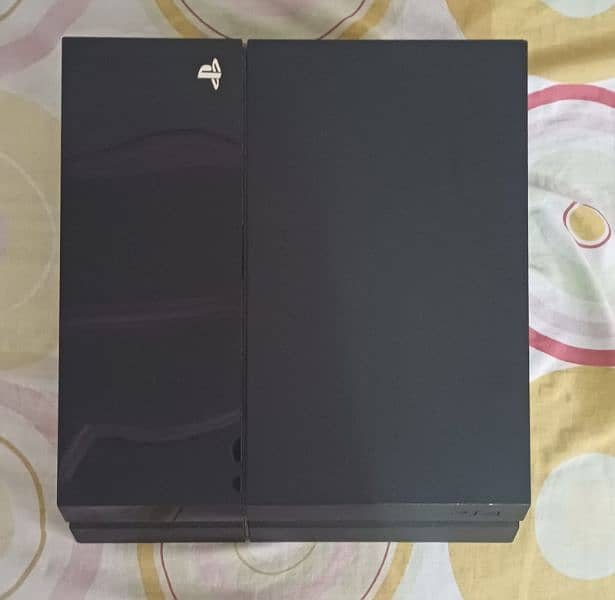 Ps4 500gb with 1 dual shock controller 3