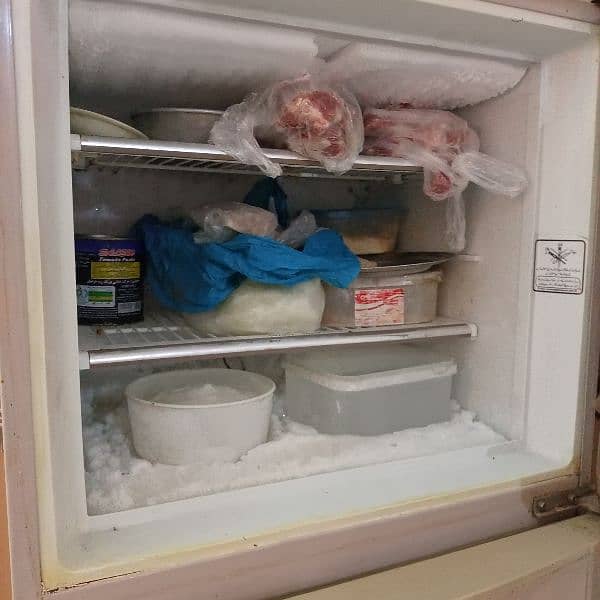 fridge 2 door doulance company for sale good condition 0