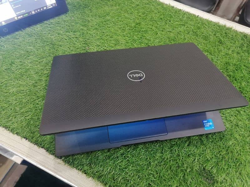 Dell 7320 i5 11th gen G7 processor 6