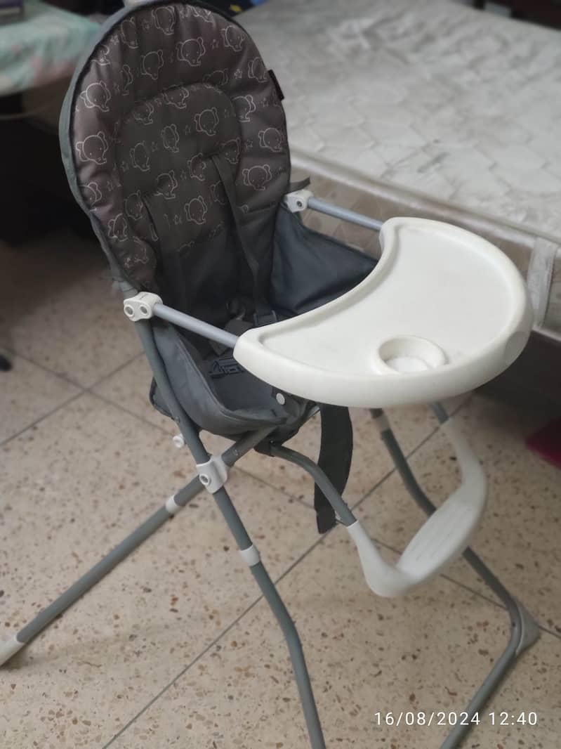 Baby dining chair 1