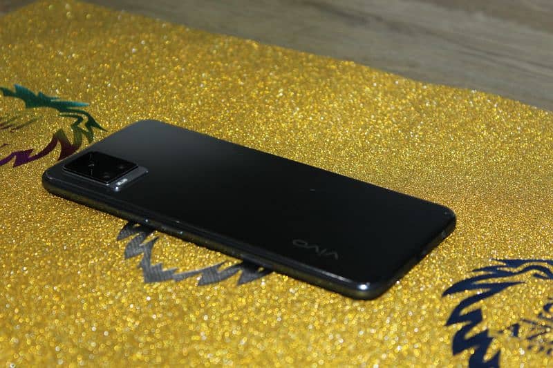 ViVo V2025 Official PTA Approved  With Complete Box 12