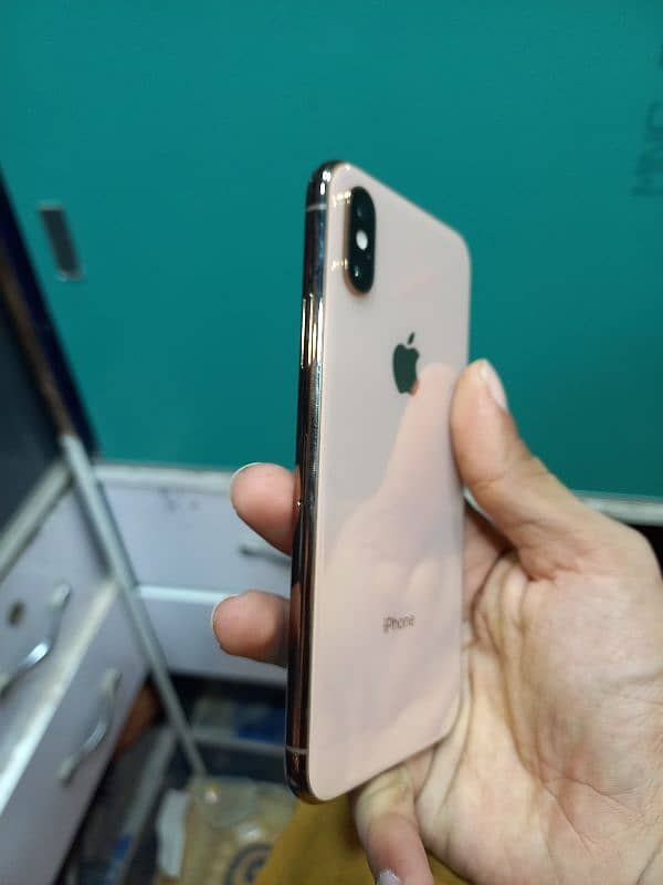 IPhone xs 64gb factory unlock water pack pta non 2