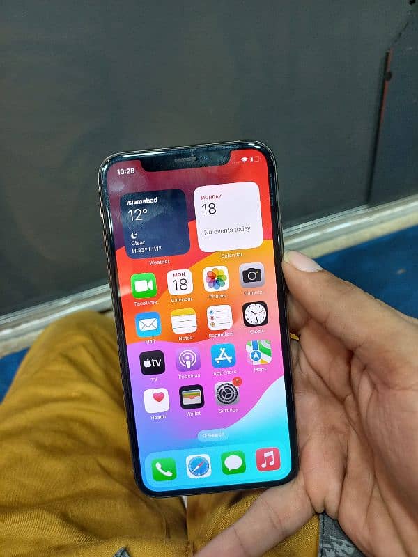 IPhone xs 64gb factory unlock water pack pta non 5