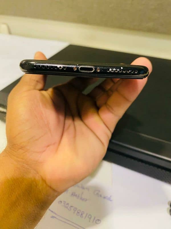 Iphone 7plus offical PTA Urgent sale 5