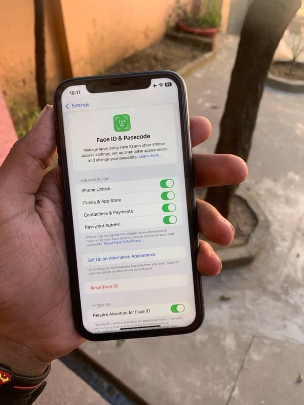 iPhone 11 64GB NON PTA 5